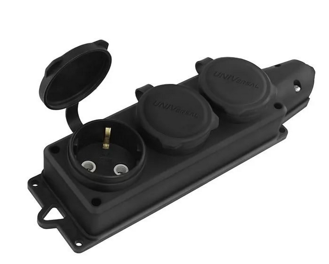 Колодка 3-местная однофазная с заглушками c заземляющими контактами "КОМПАКТ" каучуковая UNIVersal  1323